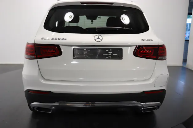 Mercedes-Benz GLC 300 de 4m