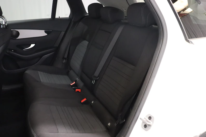 Fahrzeugbild MERCEDES-BENZ GLC 300