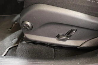https://vehicle.imgix.net/4380066/b246b5e5-619a-4de6-8df1-1c784a75b523.JPG