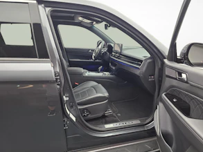 https://vehicle.imgix.net/4380122/221778ab-1261-4080-aa9d-4cb1b047d802.jpg
