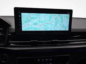 https://vehicle.imgix.net/4380122/24c99d55-69c9-4af8-ab5a-b8737aa2882a.jpg
