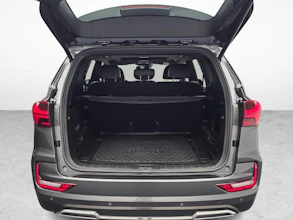https://vehicle.imgix.net/4380122/e38240f9-51a4-4d3d-9d00-599c9b3b844d.jpg