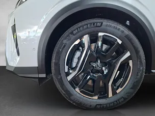 Peugeot 5008 1.6 PHEV GT