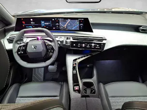 Peugeot 5008 e-Allure Premium AWD 73kWh