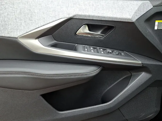 Peugeot 5008 e-Allure Premium AWD 73kWh