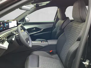 Peugeot 5008 e-Allure Premium AWD 73kWh