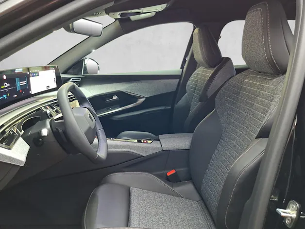 Peugeot 5008 e-Allure Premium AWD 73kWh