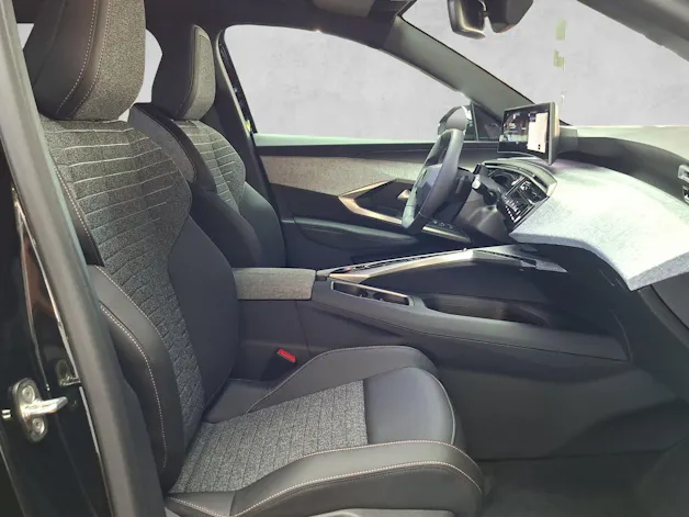 Peugeot 5008 e-Allure Premium AWD 73kWh
