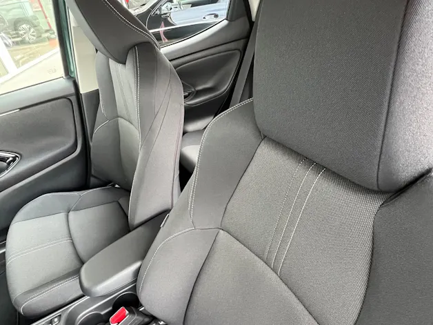 Toyota Yaris 1.5 VVT-i HSD Trend