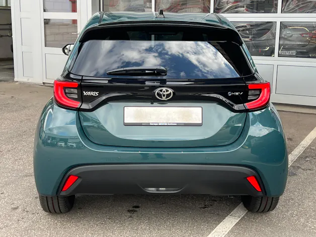 Toyota Yaris 1.5 VVT-i HSD Trend