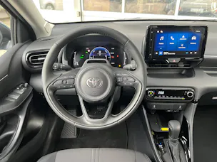 Toyota Yaris 1.5 VVT-i HSD Trend