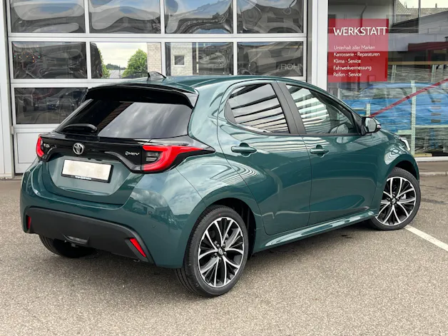 Toyota Yaris 1.5 VVT-i HSD Trend
