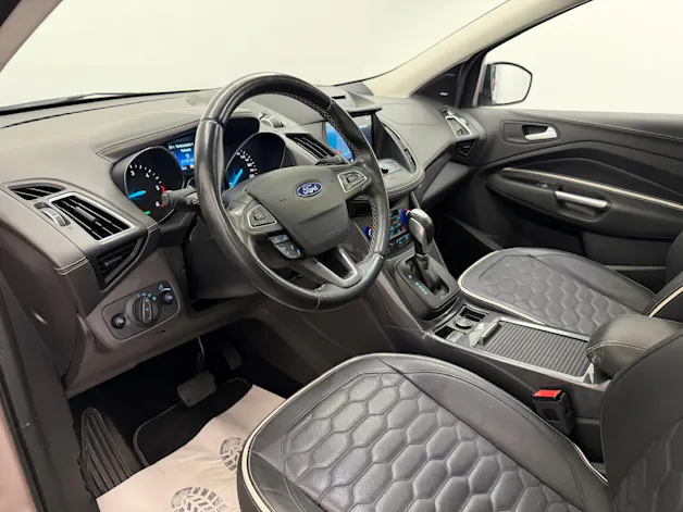 Ford Kuga 2.0 TDCi 180 Vignale FPS