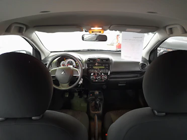 MITSUBISHI SPACE STAR 6