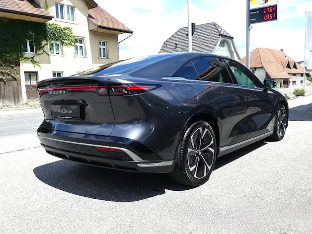 Mazda 6e Takumi Plus