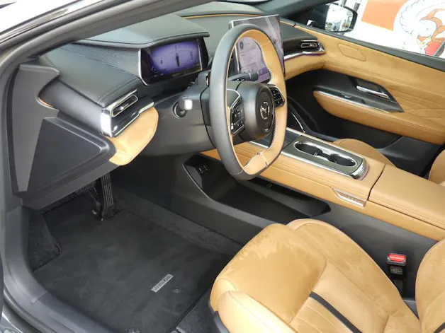 Mazda 6e Takumi Plus