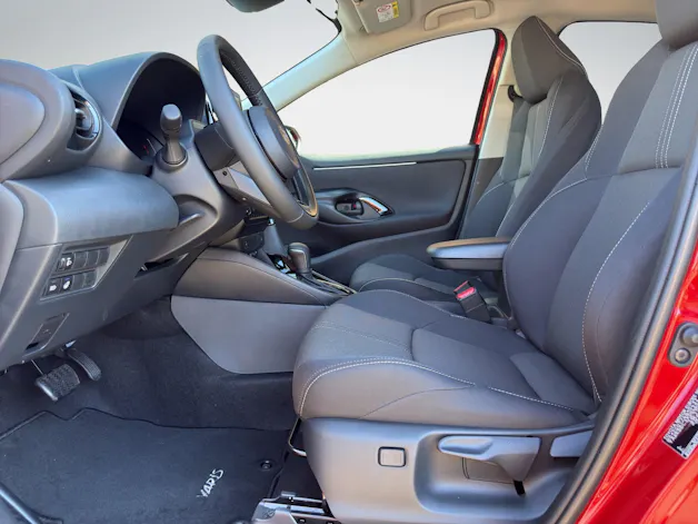 Toyota Yaris 1.5 VVT-i HSD Trend