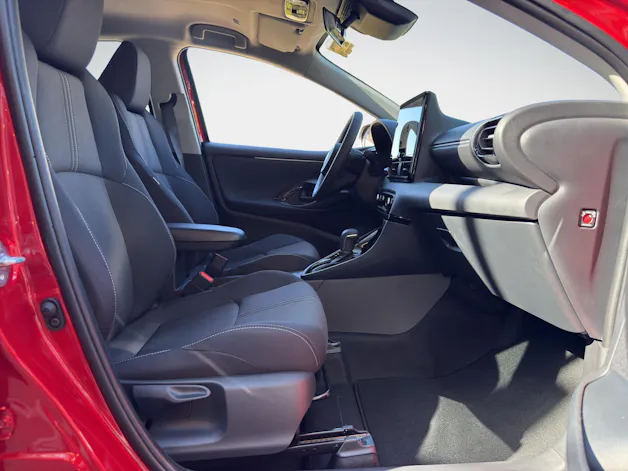 Toyota Yaris 1.5 VVT-i HSD Trend