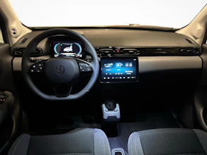 https://vehicle.imgix.net/4380214/219eac92-35f9-4666-87b7-41094cf30a52.jpg