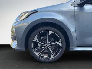 Toyota Yaris 1.5 VVT-i HSD Premium