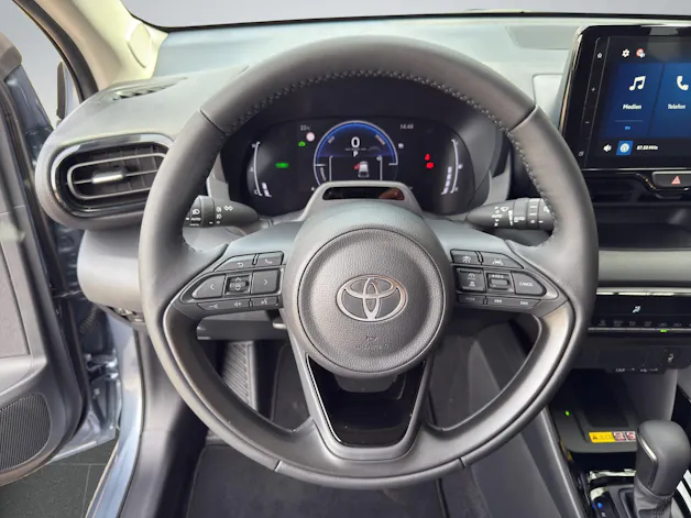Toyota Yaris 1.5 VVT-i HSD Trend