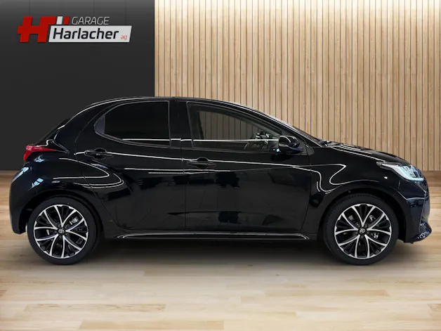 Toyota Yaris 1.5 VVT-i HSD Trend