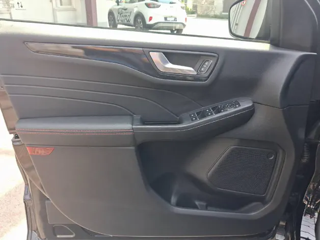 Ford Kuga 2.5 Plug-in Hybrid ST-Line X