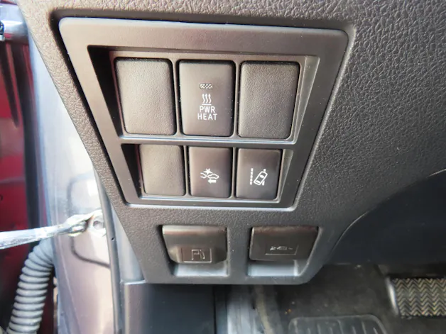 Toyota Hilux Double Cab.-Pick-up 2.4 D-4D 170 Sol Premium