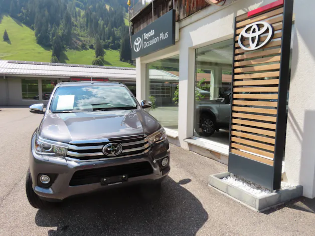Toyota Hilux Double Cab.-Pick-up 2.4 D-4D 170 Sol Premium