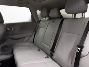 https://vehicle.imgix.net/4380355/440089b9-09e3-402e-8af3-7e423f9019ff.jpg