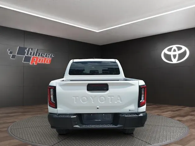 Toyota Hilux Double Cab.-Pick-up 59KWh Style