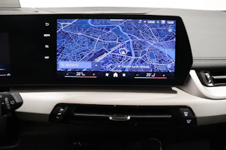 https://vehicle.imgix.net/4380372/93f030d5-0562-4180-89ec-0f287b762a67.JPG