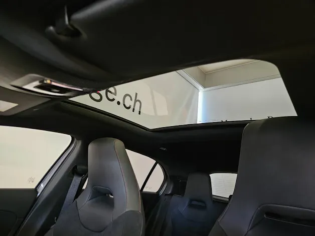 MERCEDES-BENZ A 220 4Matic AMG Line