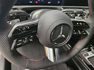 Mercedes-Benz A 220 4Matic AMG Line