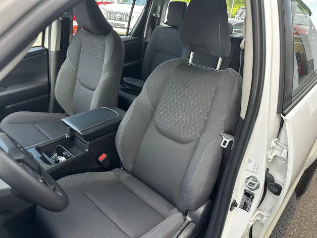 Toyota Hilux Double Cab.-Pick-up 59KWh Comfort