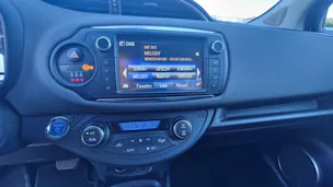 Toyota Yaris 1.5 VVT-i HSD Trend