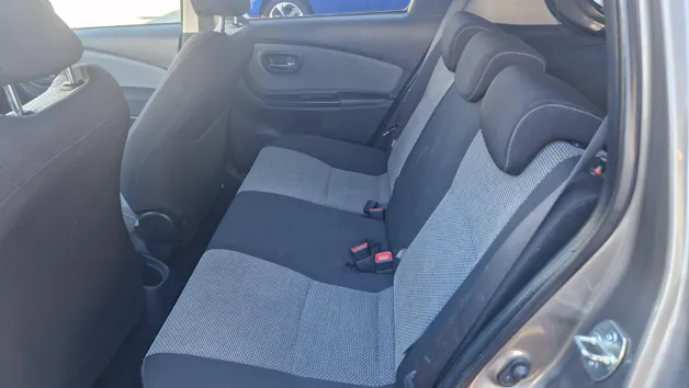 Toyota Yaris 1.5 VVT-i HSD Trend