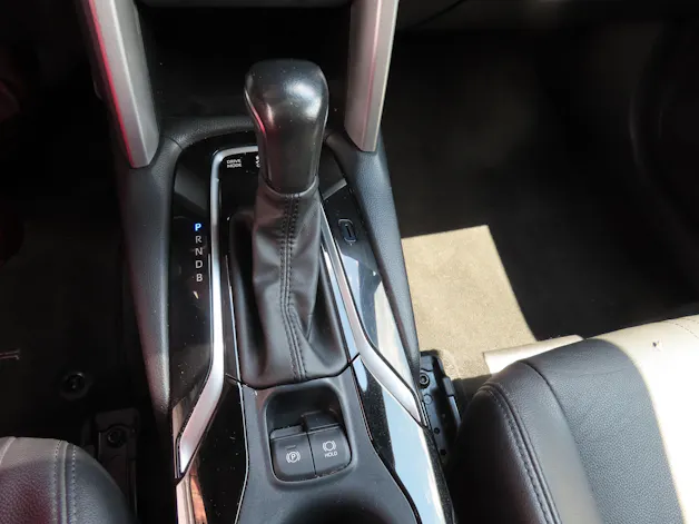 Toyota Corolla Cross 2.0 HSD Trend AWD-i