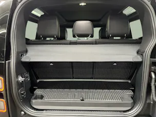 Land Rover Defender 90 3.0 D I6 350 X-Dynamic HSE