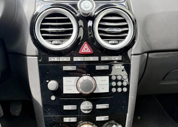 Fahrzeugbild 6 Fahrzeugbild 6