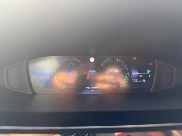 Peugeot 408 1.6 PHEV 180 Allure Pack