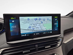 Fahrzeugbild PEUGEOT 3008 1.6 Plug-in Hybrid4 GT Pack