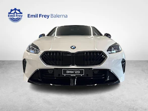 https://vehicle.imgix.net/4380517/66720862-24b2-4128-8bc6-9d6e50bf8fac.jpg