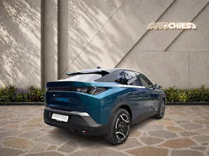 PEUGEOT 3008 e-Allure Premium AWD