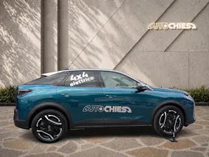 PEUGEOT 3008 e-Allure Premium AWD