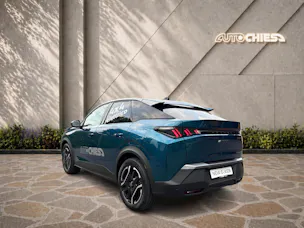 PEUGEOT 3008 e-Allure Premium AWD