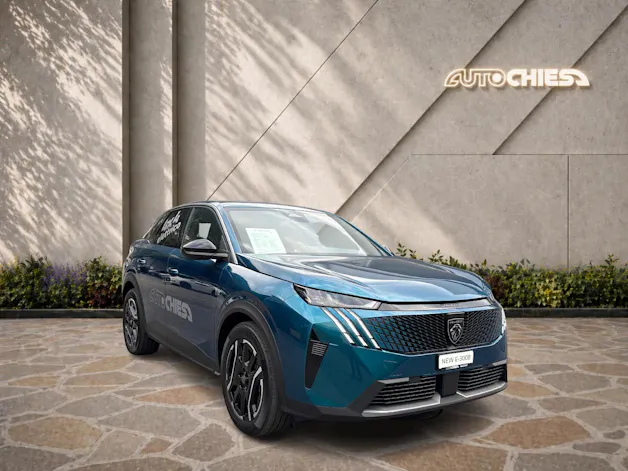 PEUGEOT 3008 e-Allure Premium AWD