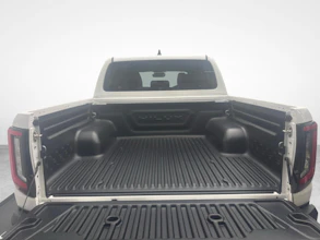 https://vehicle.imgix.net/4380532/08b2c862-b54d-4ca0-9d9e-310ec2acedac.jpg