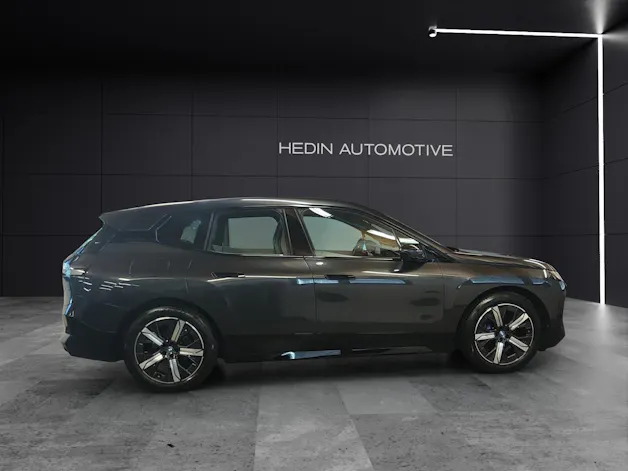 BMW iX xDrive50
