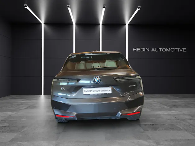 BMW iX xDrive50